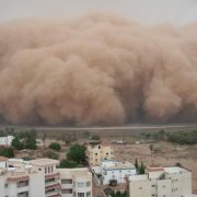 طوفان شن و گرد و غبار